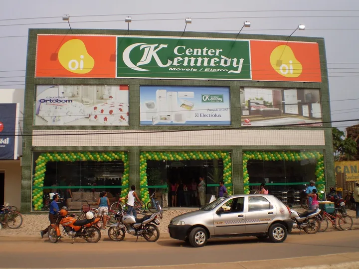 Loja Center Kennedy - Laranjal do Jarí